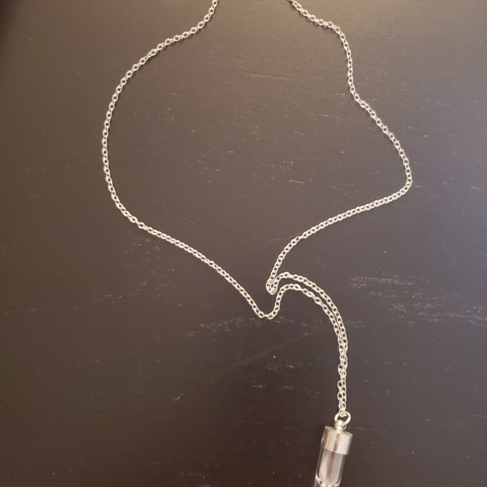 Jewerly - Picture 2 of 3